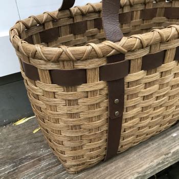 Women's Totes & Baskets 